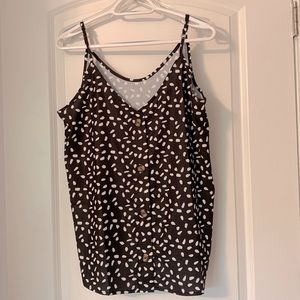 NWOT summer flowy black and white top